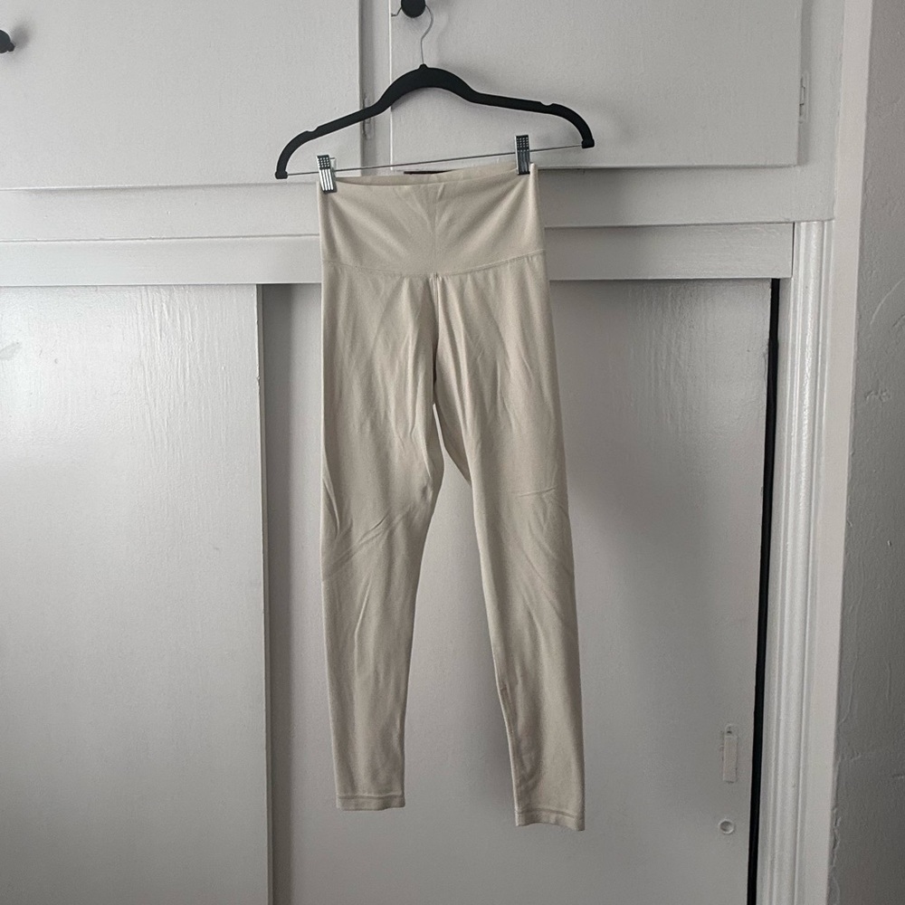 Aritzia TNA Butter Yellow Cream High-Waisted Leggings